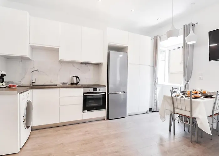 Апартаменты Saint's View Corfu (city)