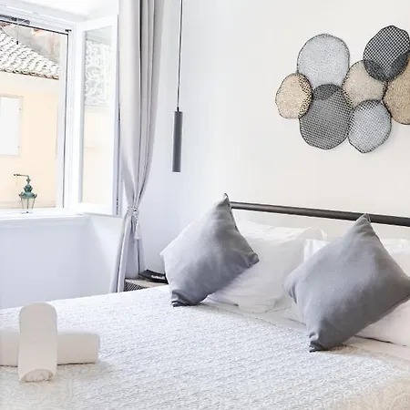 Saint's View Corfu (city)