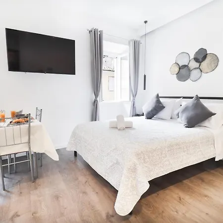 Saint's View * Corfu (city)